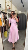 pembe çizgili elbise