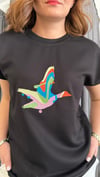 renkli kuş modal siyah tshirt