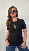 renkli taş papağan siyah tshirt