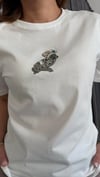taş beyaz tshirt