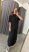 tshirt detaylı pileli elbise