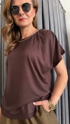 yaka taş kol pile kahve tshirt