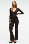 AYSHUR Kadın Esnek Kumaşlı Kemer Detaylı Geniş Paçalı Slim Fit Koyu Kahverengi Pantolon