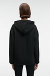 CAMELLIA Kadın Önü Nakışlı Etek Ucu Yırtmaçlı Kapüşonlu Comfort Fit Siyah Sweatshirt