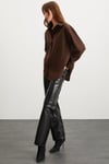 CELIA Kadın %100 Organik Pamuklu Oversize Fit Bol Kesim Tek Cepli Dokuma Kahverengi Gömlek