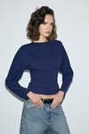 COMINO Kadın Yuvarlak Yaka Vücuda Oturan Esnek Kumaşlı Slim Fit Lacivert Bluz