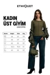 SIMORRE Kadın Kesik Detaylı Vücuda Oturan Nefes Alan Kumaşlı Slim Fit Haki Bluz