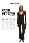 TEVRINE Kadın Kruvaze Yakalı Esnek Kumaşlı Uzun Kollu Çıtçıt Kapamalı Slim Fit Koyu Kahverengi Bluz