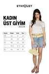 ZOLEN Kadın Yumuşak Ve Esnek Kumaşlı Organik Pamuklu Kısa Kollu Crop Beyaz T-Shirt