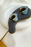 Altın Akrilik Kare Çivili Halka Küpe (3cm)