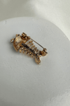 Altın Rengi Siyah Beyaz Mineli Balık Broş (3cm)