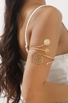 Altın Rengi Spiral Detay Tek Taşlı Kol Aksesuarı (Çapı:9cm)