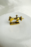Altın Rengi Terzi Dikiş Makinesi Broş (3cm)