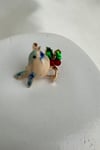 Altın Rengi Yaprak Kiraz Detay Kuş Broş (3cm)