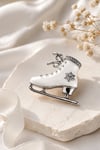 Gümüş Rengi Kar Tanesi Detay Taşlı Beyaz Buz Pateni Broş (3cm)