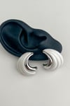 Metal Detay Sedef İç Bükey Küpe (2,5cm)