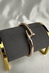 Parlak Metal Çivi Bileklik (İç Çapı:6cm)