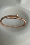 Tırtık Çizgi Detay Çivi Bileklik (İç Çapı:6cm)