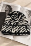 Zebra Desenli Katlamalı Yumuşak Doku Bere (Polyamide)