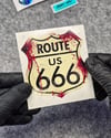 GIDW1 Karanlıkta Işıldayan Route 666 Etiketi