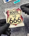 GIDW1 Karanlıkta Işıldayan Route 666 Etiketi