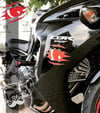 RFHLM66 Reflektif Ici Gozuken Yirtik Metal Desenli Ay Yildiz Etiketi