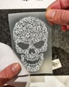 TWT20 Beyaz Tribal Çalışma Kurukafa Şeffaf Sticker