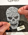 TWT20 Beyaz Tribal Çalışma Kurukafa Şeffaf Sticker