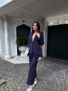 kol ve etek dantelli ceket takım lacivert