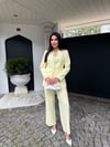 yaka dantelli keten takım sarı