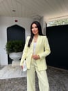 yaka dantelli keten takım sarı