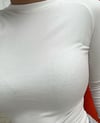Beyaz Parmak Geçirmeli Body Suit
