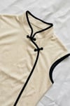 Ekru Mandarin Yaka Siyah Şeritli Qipao Y2K Kısa Kollu Crop