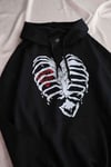 Siyah Kapüşonlu Kalp Kaburga Sweatshirt