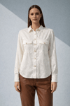 Desenli Jakarlı Beyaz Gömlek