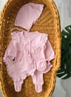 Fistolu Pembe 5'li Hastane Çıkışı
