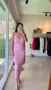 1032 ASKILI TRİKO ELBİSE PEMBE