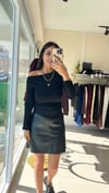 16527 YANDAN BÜZGÜLÜ BLUZ SİYAH