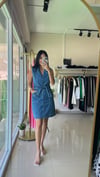 34668 KUŞAKLI CEPLİ JEAN ELBİSE 