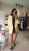 777 KOLU BÜZGÜ DETAY BLAZER SARI