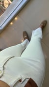 FULL LİKRALI, TOPARLAYICI , YÜKSEK BEL , PAÇASI KESİK ,FLARE JEAN,  EKRU 1706-80