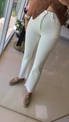 FULL LİKRALI, TOPARLAYICI , YÜKSEK BEL , PAÇASI KESİK ,FLARE JEAN,  EKRU 1706-80