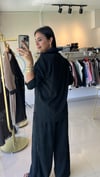 KENDİNDEN PİLİSELİ KRİNKIL KUMAŞ TAKIM SİYAH