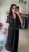 KISA KOLLU FİLE CEKET PİLELİ ELBİSE TAKIM SİYAH