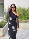 TEK OMUZ DESENLİ ŞİFON ELBİSE