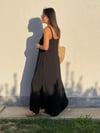 Y047 YANLARI YIRTMAÇLI ELBİSE SİYAH