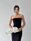 MAXİ KURDELE DETAYLI STRAPLEZ ELBİSE