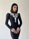 MİDİ GÜPÜR DETAYLI UZUN KOL ELBİSE 