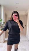 VATKA DETAYLI KISA ELBİSE
