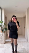 VATKA DETAYLI KISA ELBİSE